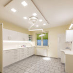 Behandlungsraum weiß